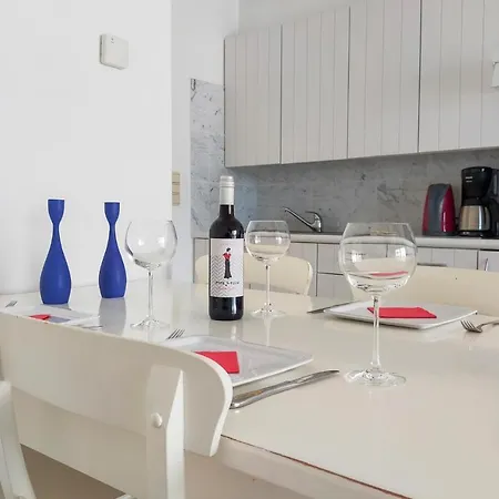 Appartement Beautiful In With Wifi&1 Bedrooms