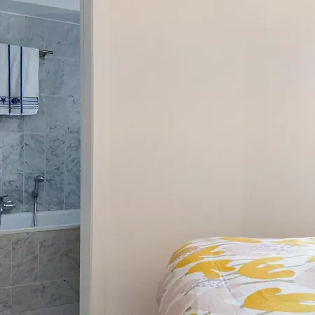 1 Bedroom Amazing In Oostende